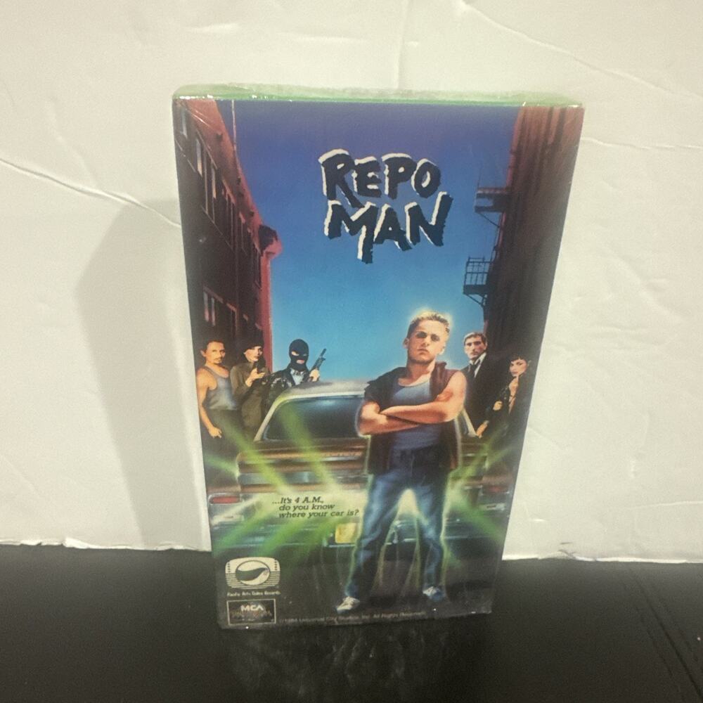 Repo Man VHS 1984 MCA Universal Emilio Estevez Harry Dean Stanton Cult Movie